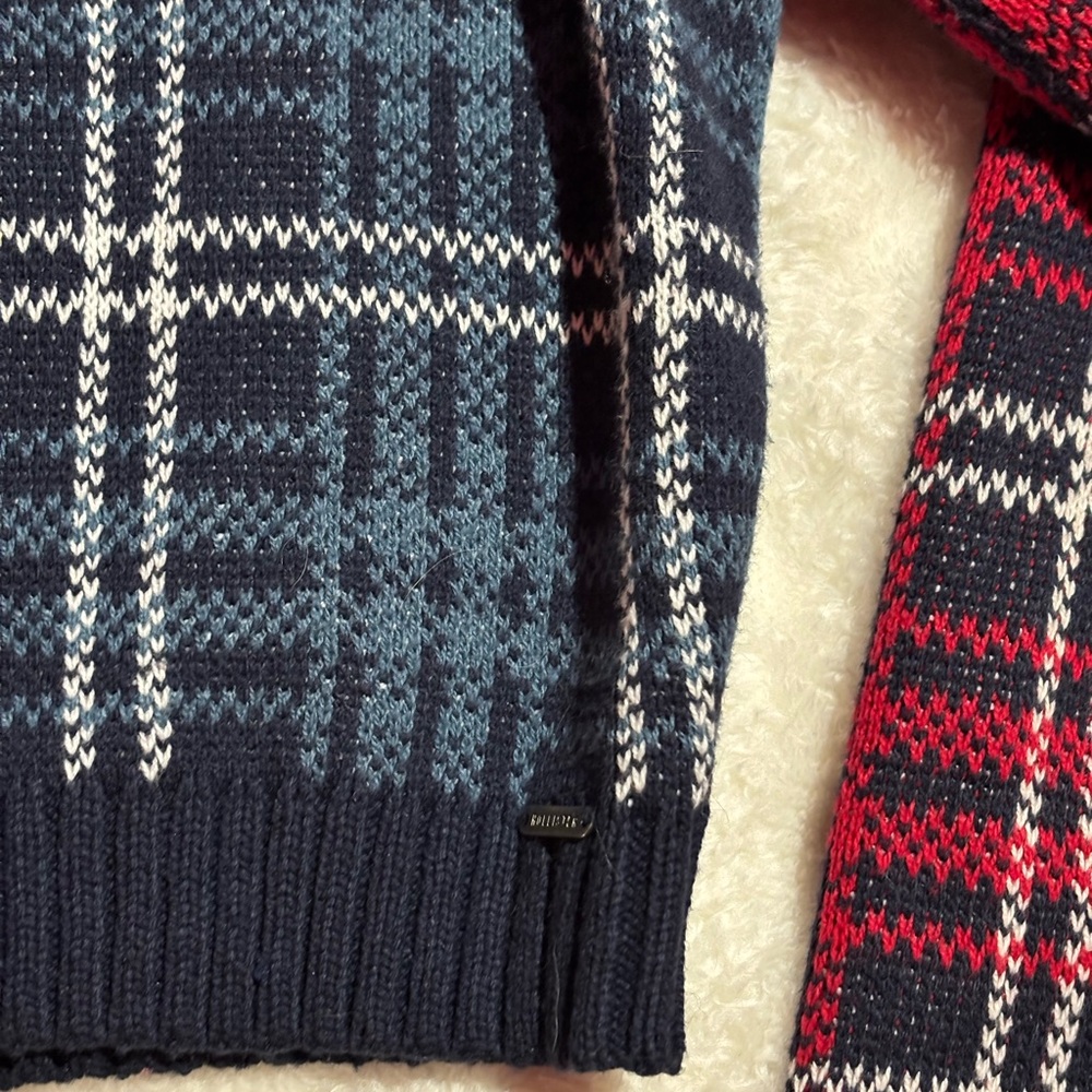 Hollister Red and Blue Plaid Cardigan - Picture 2 of 4